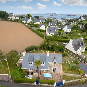  Ferienhaus De Loguivy De La